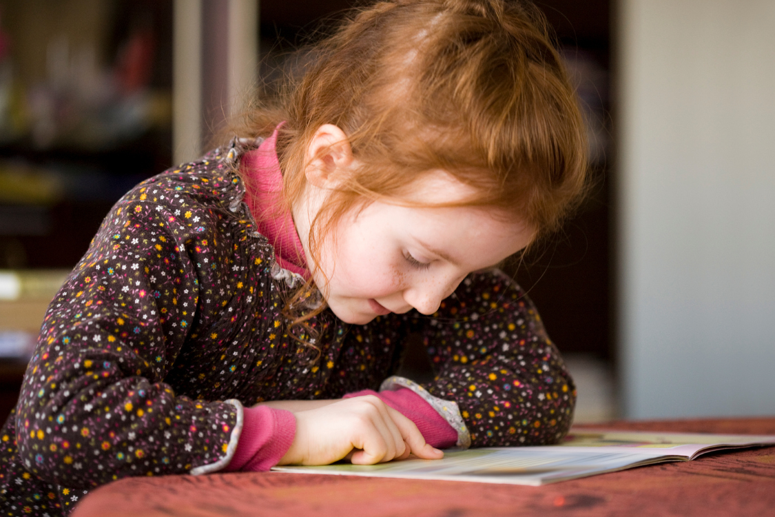 Learn practical strategies, engaging activities, and find recommended books to support your child's journey to reading multisyllabic words.