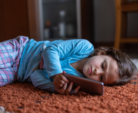 Should you worry if your child prefers screen reading over print books? Explore the research on digital vs. print reading, expert perspectives, and practical strategies for balanced literacy development.